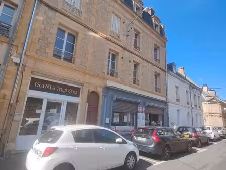 local de 140 m2 centre charleville