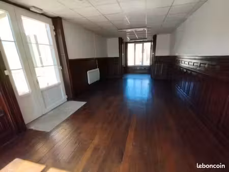 local commercial 120 m2
