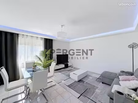 appartement 3 pièces 80 m²