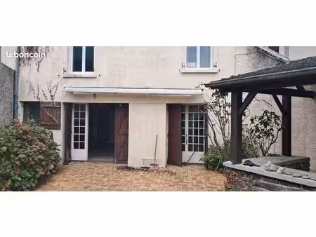 bogny ; forte baisse de prix   maison beaux volumes