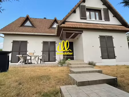 maison 6 pièces 106 m²