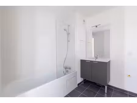 location appartement 3 pièces 61 m² à bondoufle (91070)  982 €
