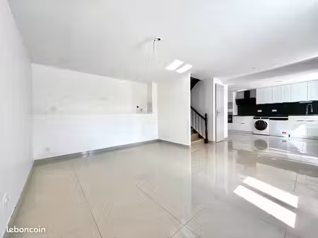 maison 3 pièces 71 m²