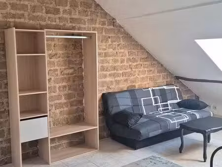 loue studio meublé