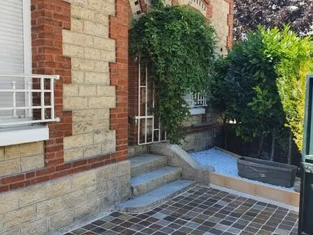 maison 6 pièces 140 m²