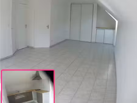 f2 de standing dans maison de ville – 45 m² avec jardin privatif et 2 places de parking