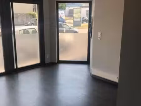 local commercial 22 m²