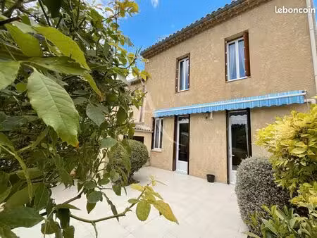 maison de ville 6 pièces 127 m²