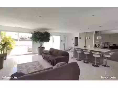 156m2