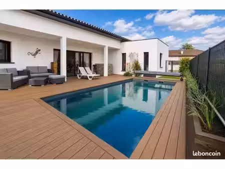 villa 6 pièces 181 m2