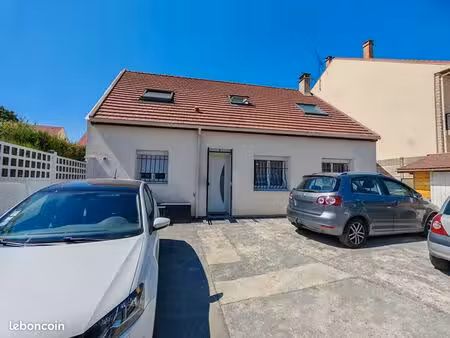 maison 6 pièces 126 m²