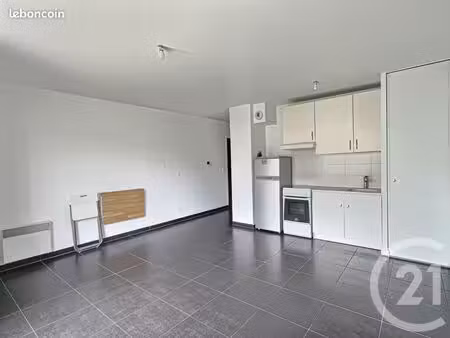 appartement 1 pièce 28 m²