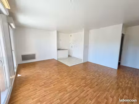 à vendre – bel appartement 3 pièces lumineux  balcon  parking – epinay-sur-seine (5 allée 