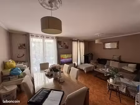 maison 7 pièces 121 m²