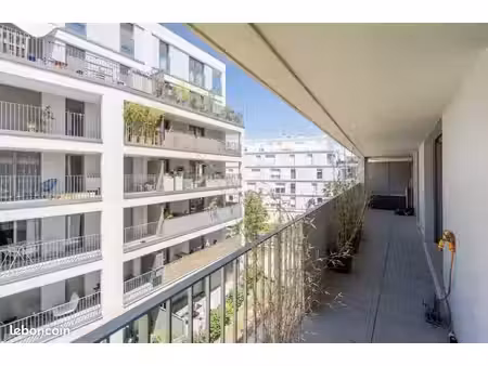 joli appartement f4 avec parking