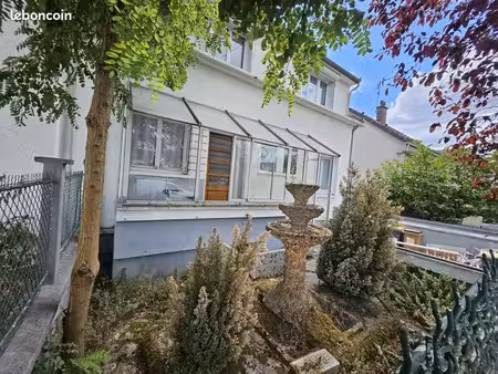 maison 6 pièces 130 m²