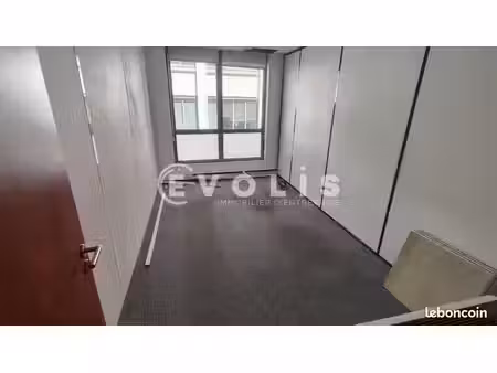 bureaux 404 m²