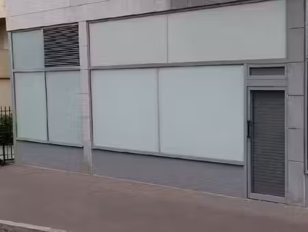 local commercial 88 m²
