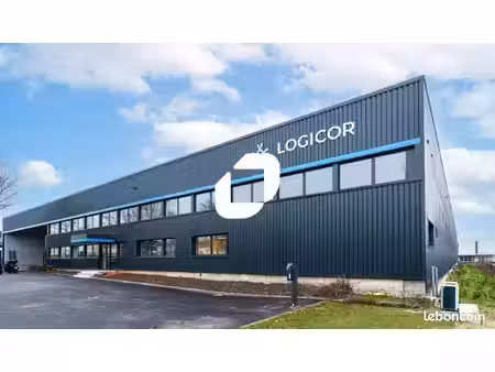 local industriel 4 827 m²