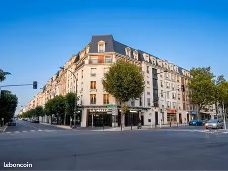place de parking sécurisée – rer d / métro 8 – maisons-alfort