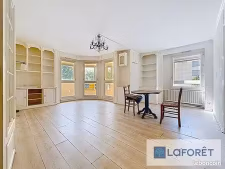 appartement 3 pièces 79 m²