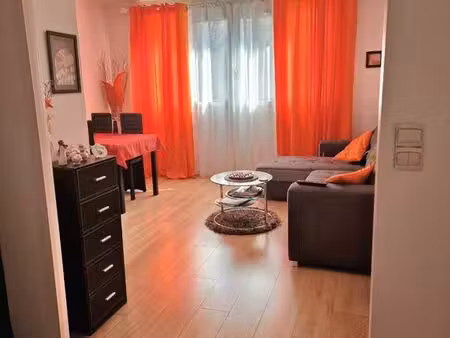 magnifique 2 pièces de 46 m2 au pied des transports