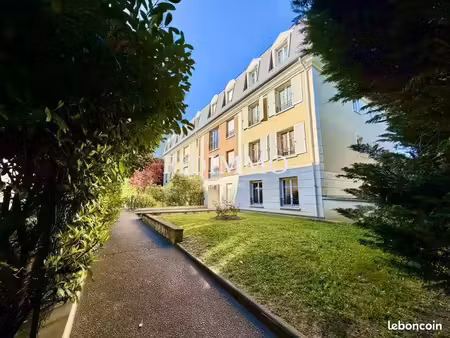 appartement 5 pièces 102 m²