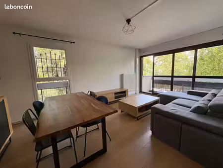 appartement 3 pièces 63 m²