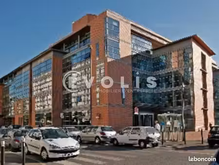 bureaux 10 073 m²