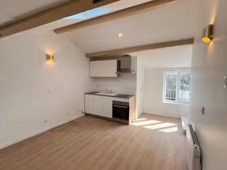 à vendre – t2 rénové de 27 m² avec charme et sérénité à avernes