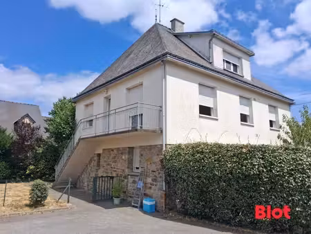 chateaubourg - appartement t4 - 75 m² - jardin privatif - 2 parkings