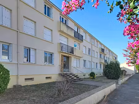 appartement lucon 2 chambres garage