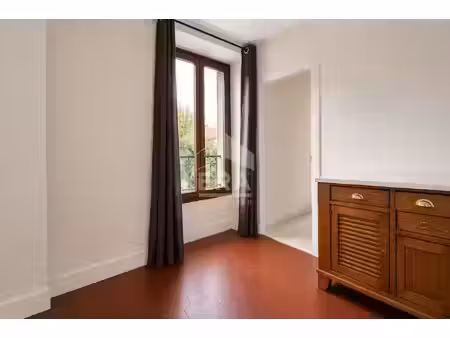 studio aux portes de paris