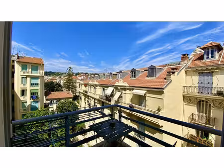 a vendre studio 27m2 - balcon - ouest