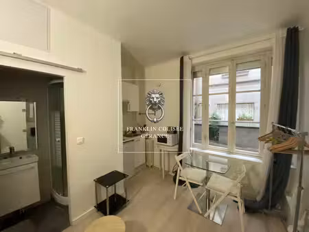 studio au coeur du 9ème
