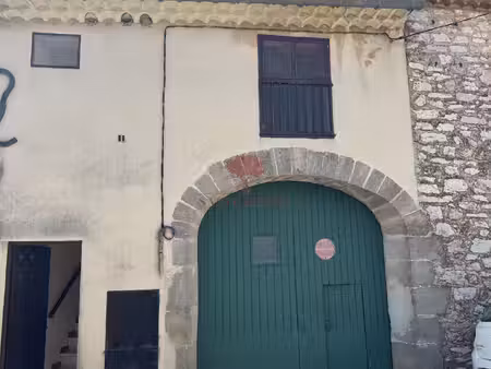 montpeyroux a vendre maison de village avec garage et terras