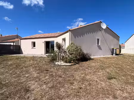 maison saint hilaire la foret