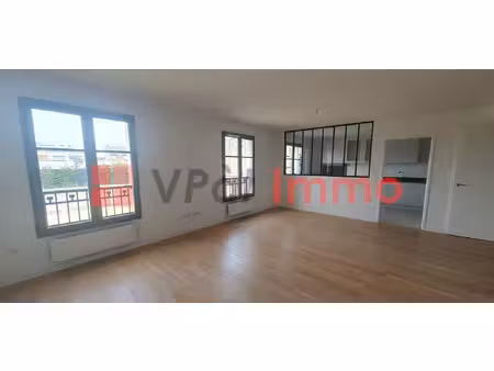 appartement t5 en duplex / quartier notre-dame (les pres)