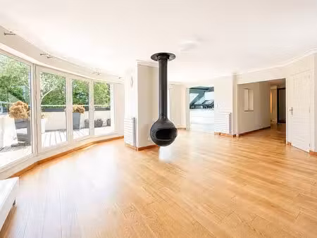 t3 de standing – vue dégagé avec terrasse