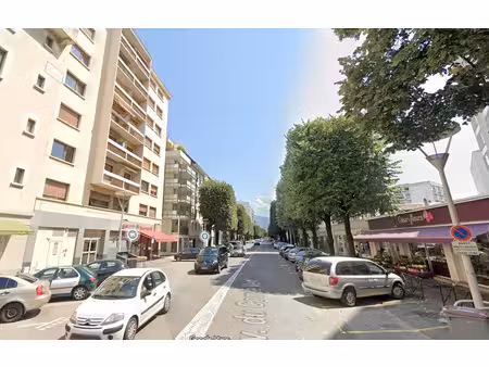 chambery  comte vert  place de parking