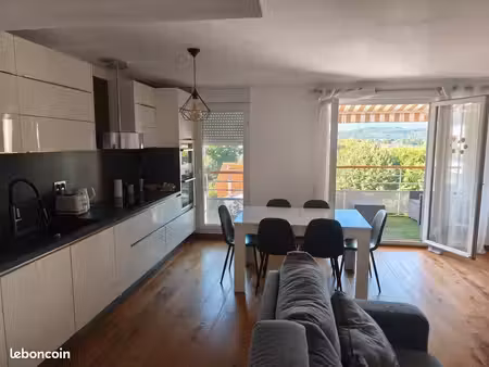 appartement ermont centre-ville 3 pièces 68 33 m2 très bon état avec situation privilégiée
