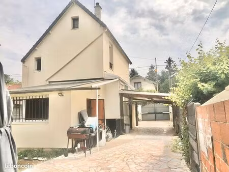 pavillon 4 pièces 80 m²