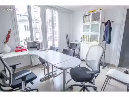 centre argenteuil bureau 13m² plus salle d’attente