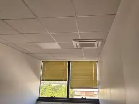 bureau 13 m²