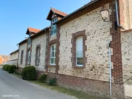 appartement en duplex 2 pièces  disponible avec box et 2 places stationnement