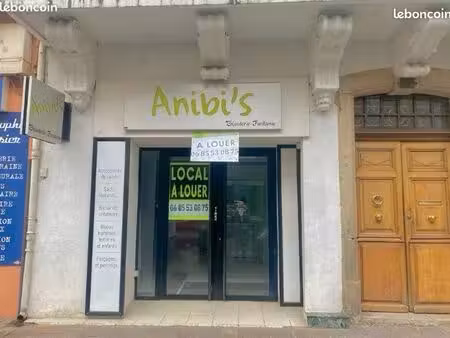 local commercial mandarous