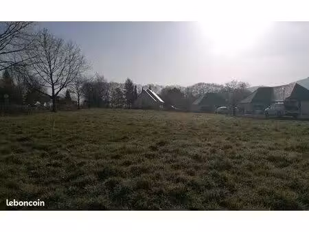 terrain à bâtir de 885 m² à saint-come-d'olt