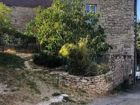 maison ancienne en pierre