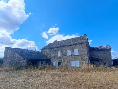 propriété 4 pièces 80 m²