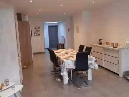 appartement lumineux au rez de chaussée  jardin et terrasse